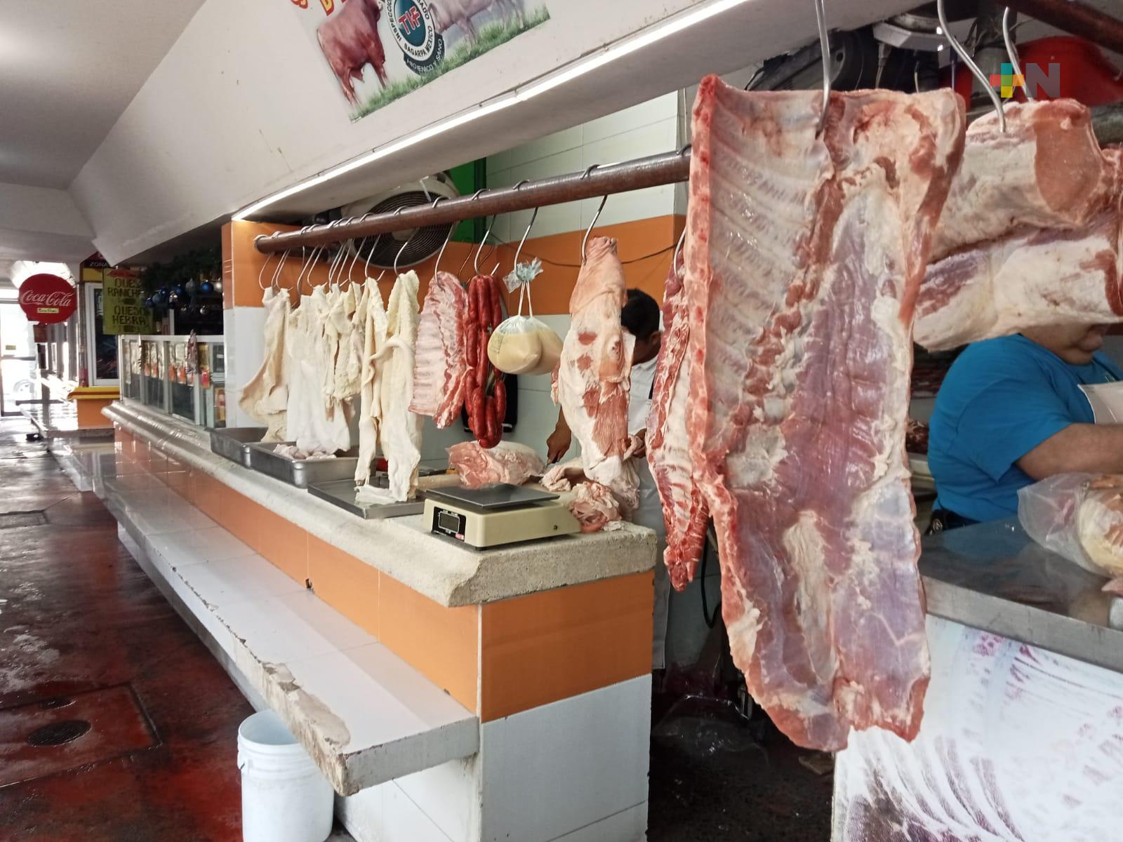 Venta de carne no es favorable como en años anteriores en mercado Hidalgo de Veracruz