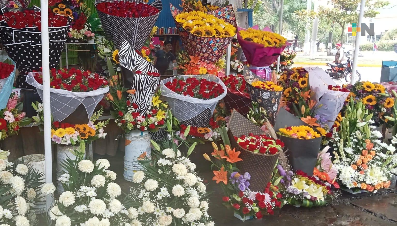 Esperan repunte de 40% en ventas de flores en municipio de Veracruz