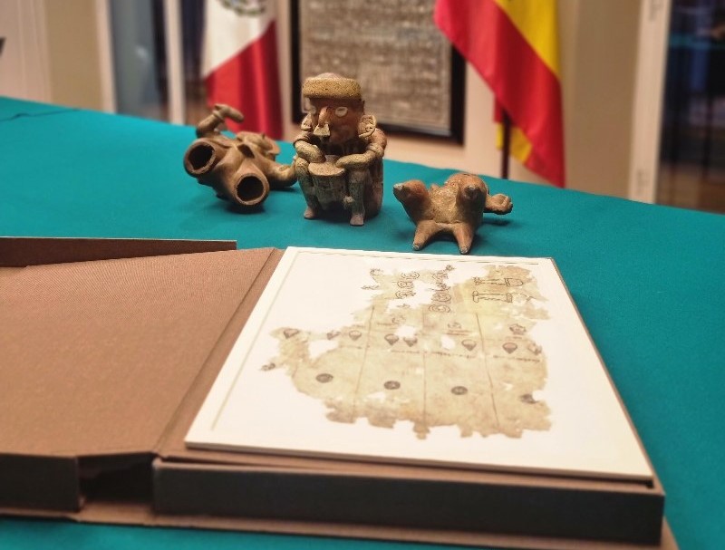 México restituye piezas arqueológicas de España al patrimonio cultural