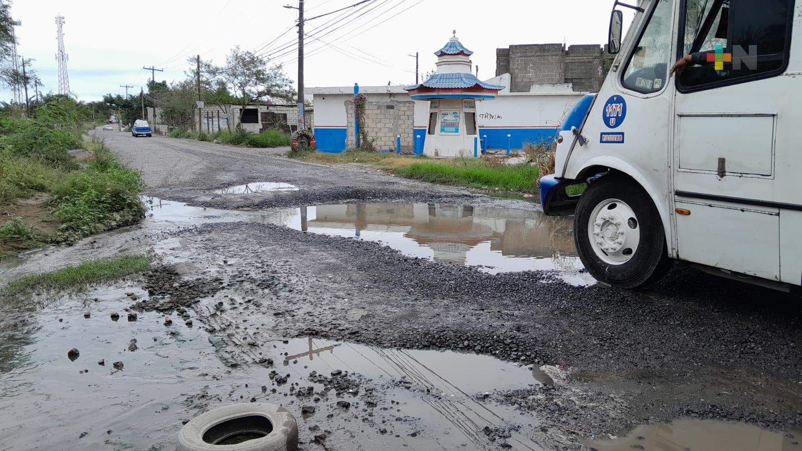 Fraccionamiento El Campanario en pésimas condiciones, vecinos exigen rehabilitación