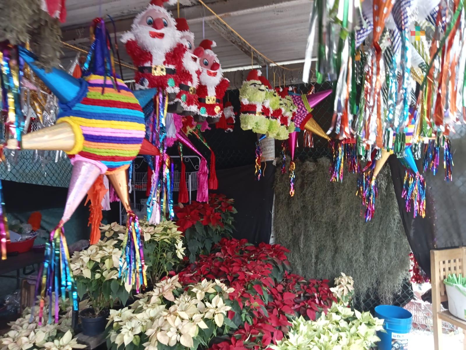 Inicia venta de artículos navideños en Veracruz puerto