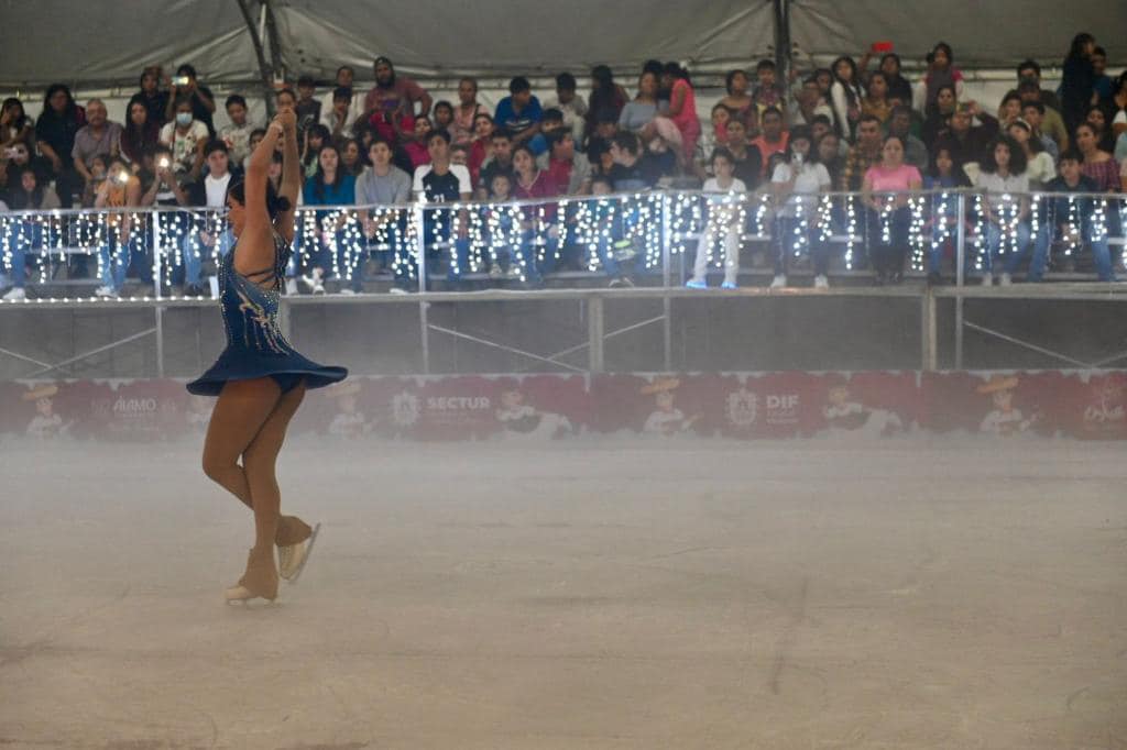 Inaugurada la pista de hielo en Álamo Temapache