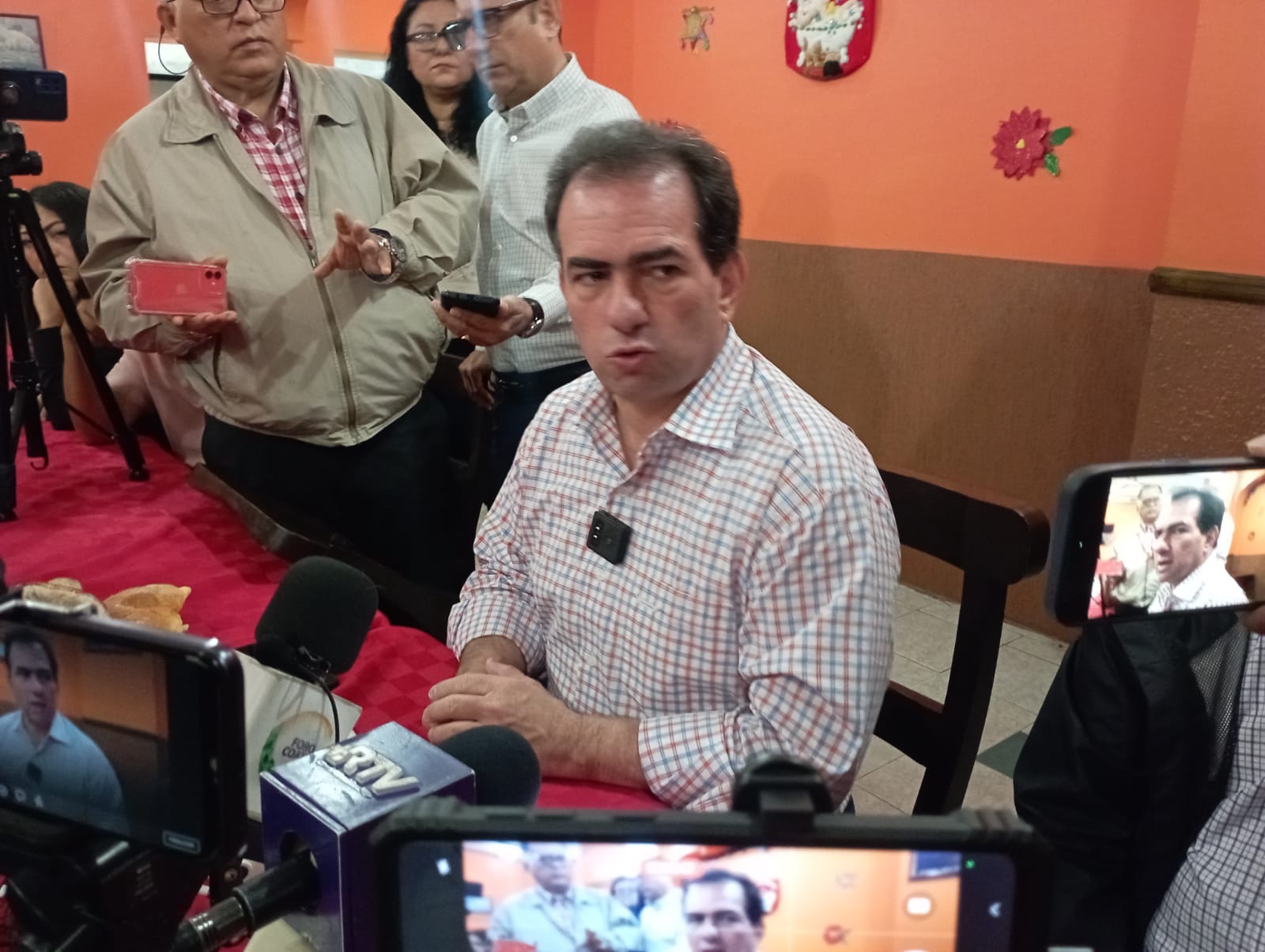 “Natural” salida y llegada de militantes a partidos políticos previo al proceso electoral: Pepe Yunes