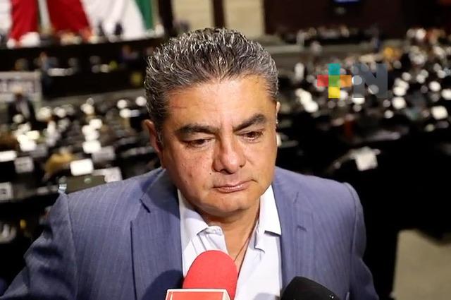 Jesús Zambrano es un traidor, por eso renuncio al PRD, afirma el diputado Luis Espinosa