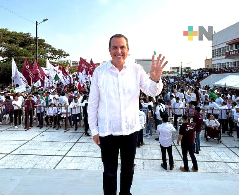 Senador Pérez Astorga busca reelección por la vía plurinominal