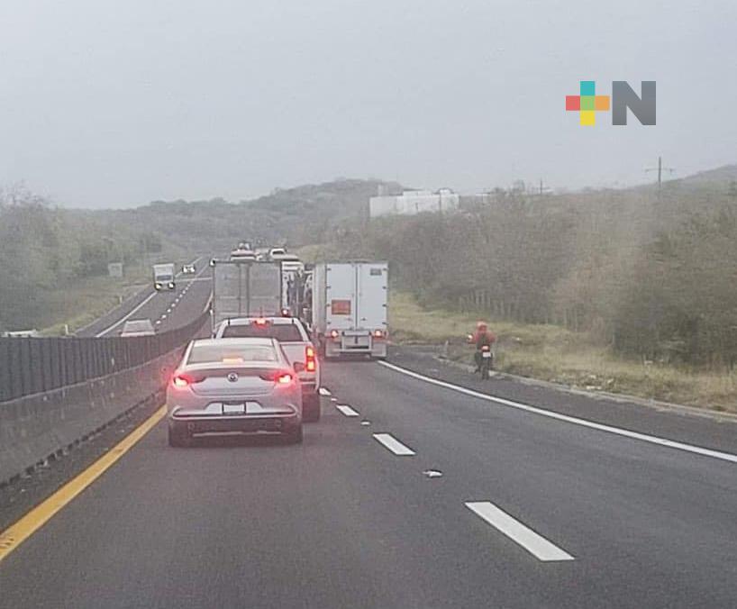 Por accidente vehicular, cierre de circulación en carretera Cardel-Veracruz: DGTSV