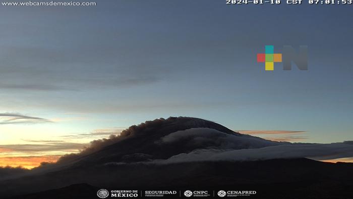 Emite Popocatépetl 30 exhalaciones y 924 minutos de tremor
