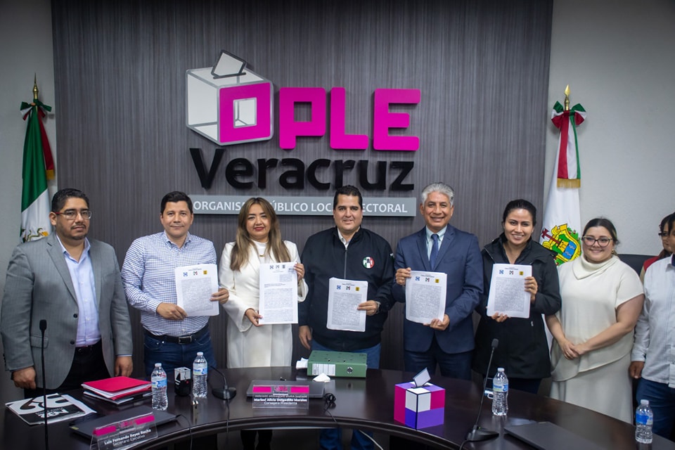 Coalición Fuerza y Corazón por Veracruz se registró ante el OPLE