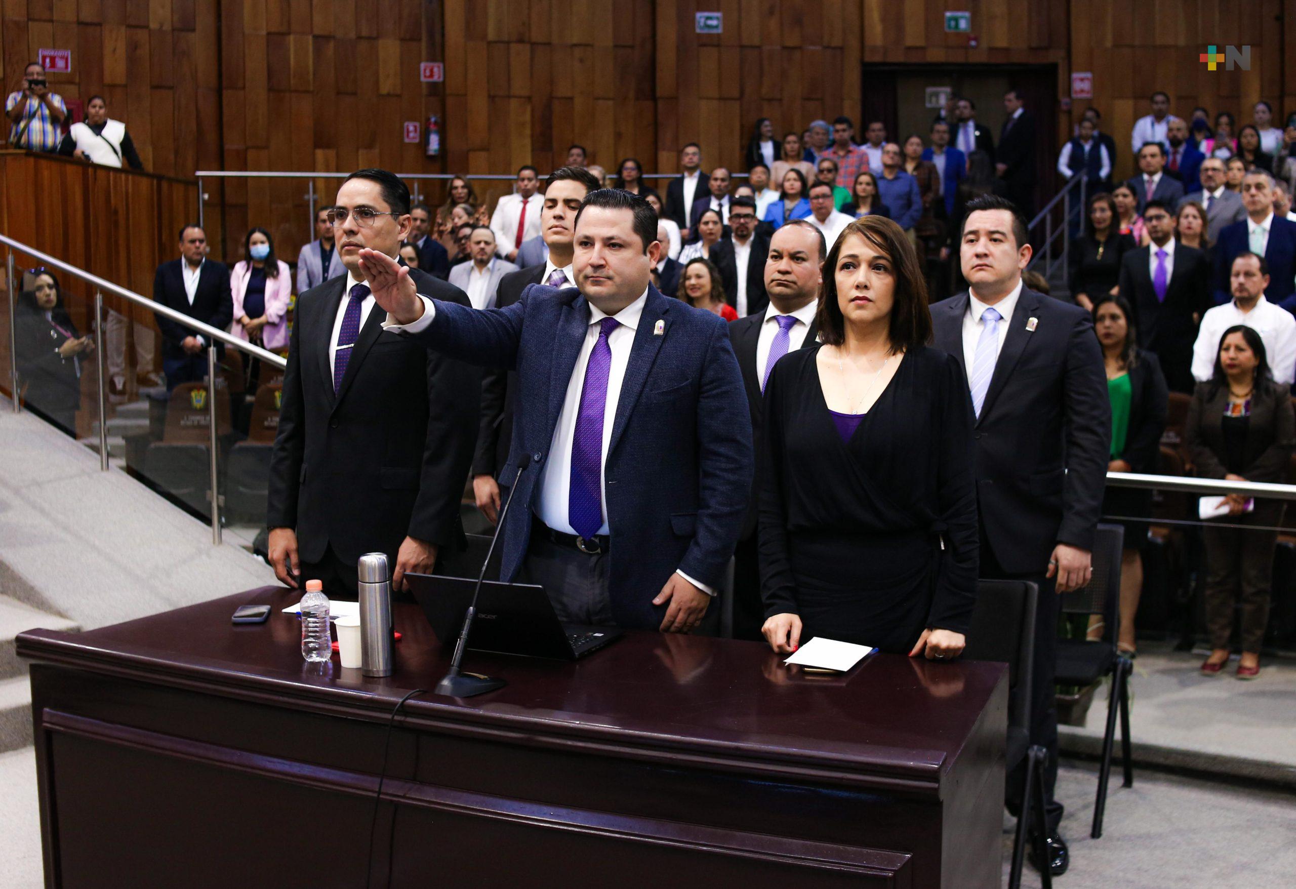 Comparece titular del IVAI ante el Congreso del Estado