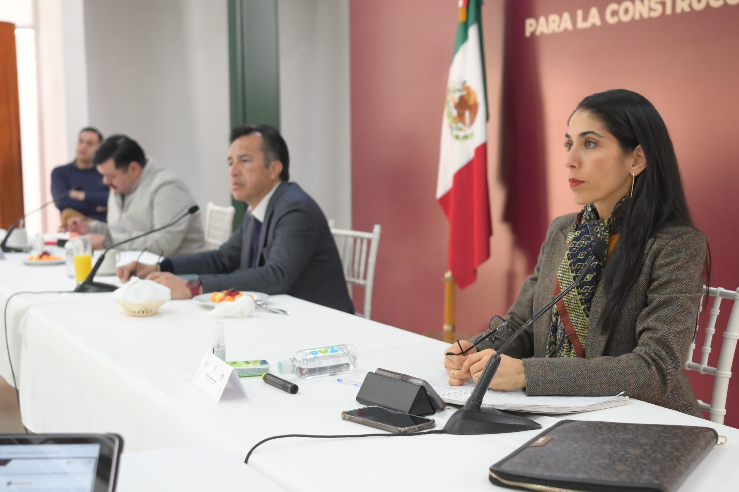 Encabeza Cuitláhuac García sesión de Mesa para la Construcción de la Paz