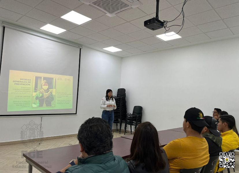 Imparte UECS plática preventiva relacionada a los delitos de secuestro y engaño telefónico