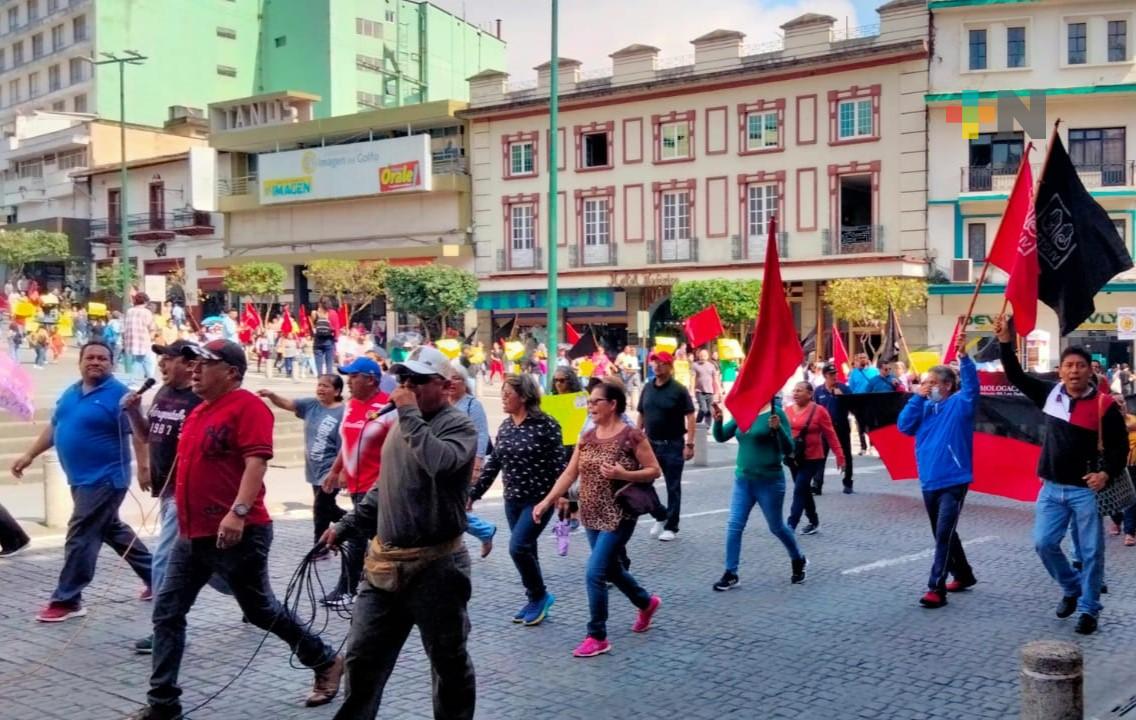 SETSUV marcha en centro de Xalapa