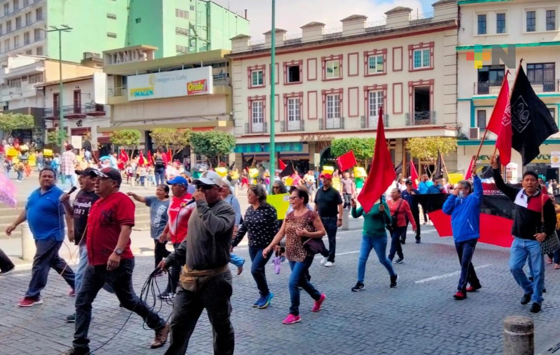 SETSUV marcha en centro de Xalapa