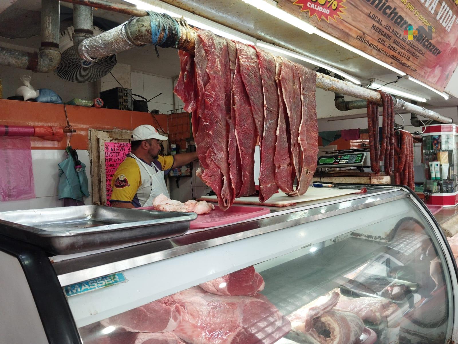 Costilla y maciza, carne de cerdo más solicitada en esta temporada