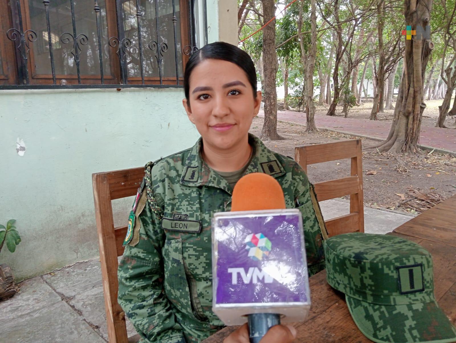 Abundantes líquidos, abrigarse y cubrebocas para prevenir enfermedades respiratorias