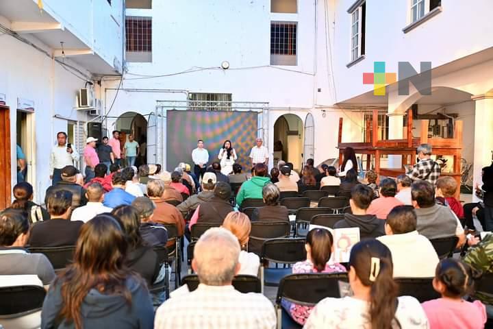 Martinenses hacen largas filas para realizar pago de predial