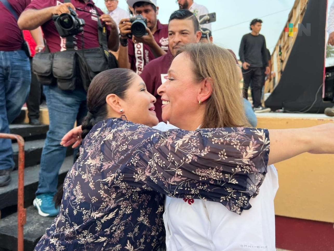 Claudia Tello continúa recorriendo Veracruz