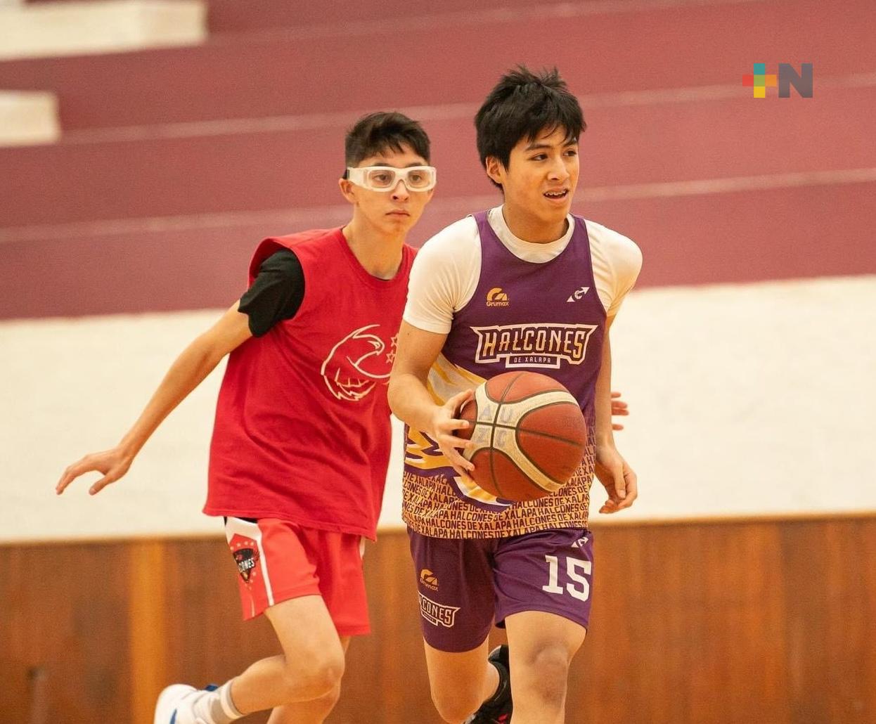 Academia Halcones de Xalapa sostuvo juegos amistosos con Halcones Rojos