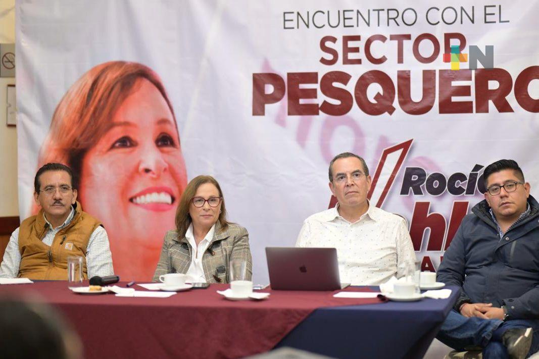 Encabeza Rocío Nahle encuentro con sector pesquero