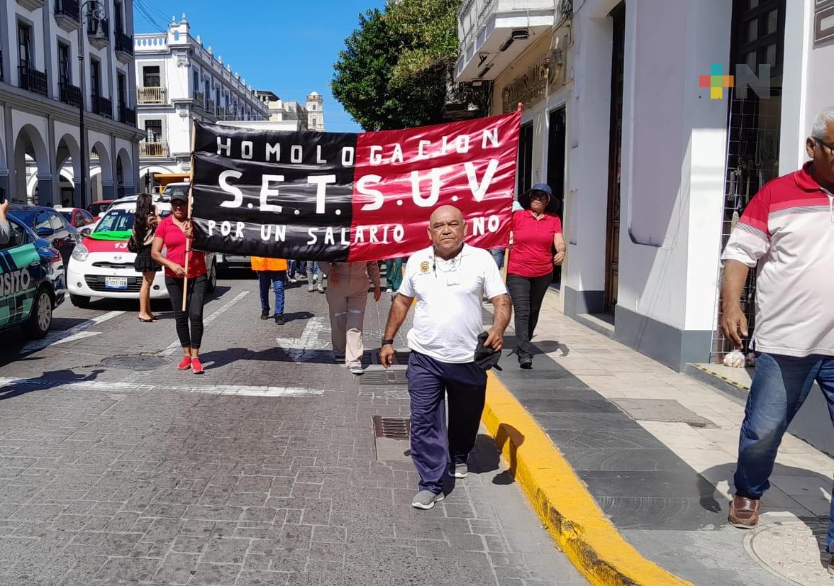 SETSUV se manifiesta en Veracruz puerto