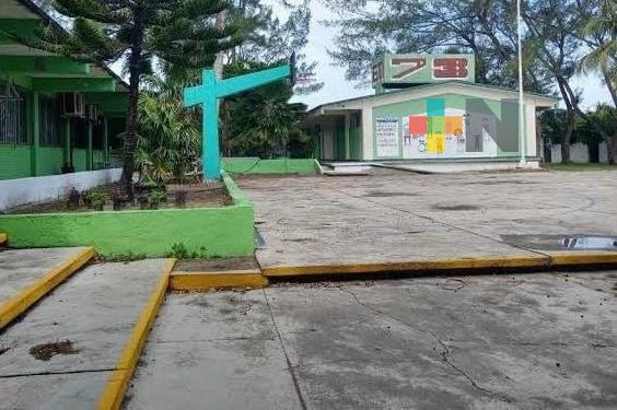 Modifican horario de clases dos escuelas de Coatzacoalcos para evitar golpes de calor