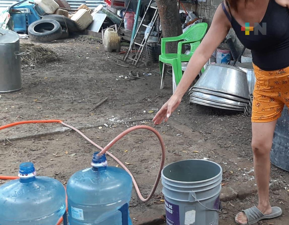 Grupo MAS deja sin agua a dos colonias del puerto, aludiendo a reparaciones