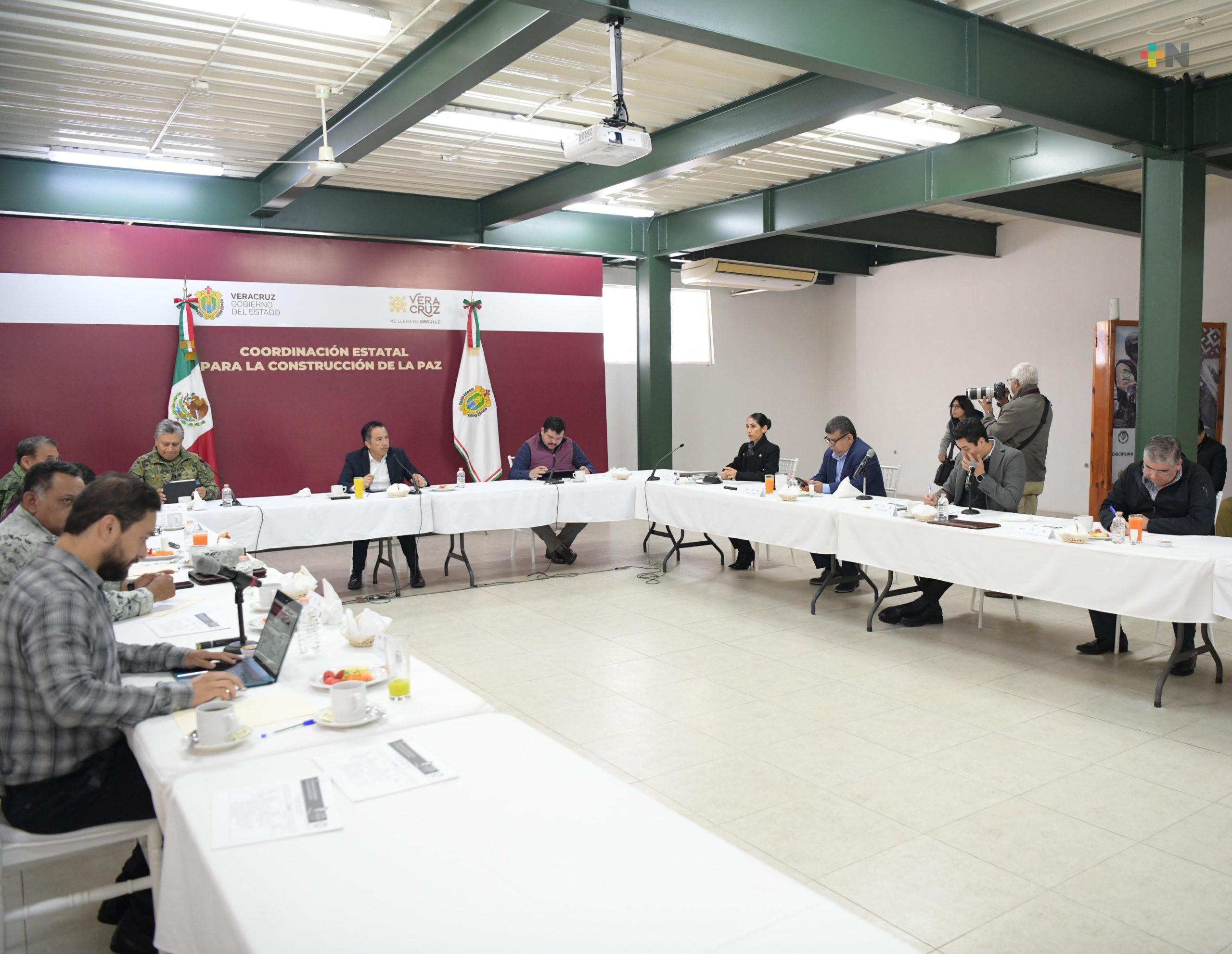 Mesa para Construcción de la Paz sesiona en Emiliano Zapata