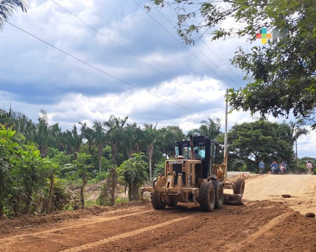 SICT realiza ajustes en modernización del camino Minatitlán-Hidalgotitlán