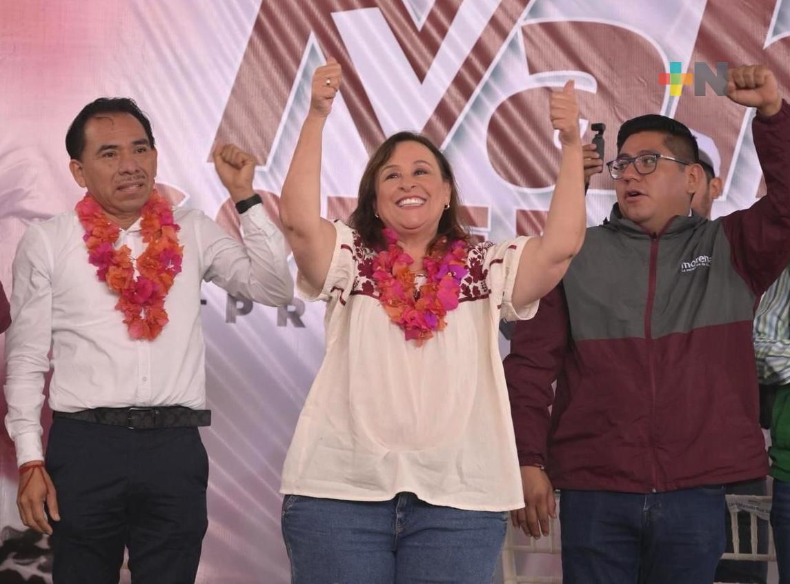 Alcalde priista de Soteapan se suma a precampaña de Rocío Nahle