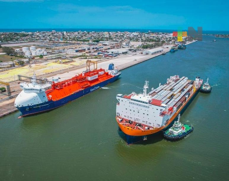 Coatzacoalcos, tercer lugar nacional en movimiento de carga portuaria