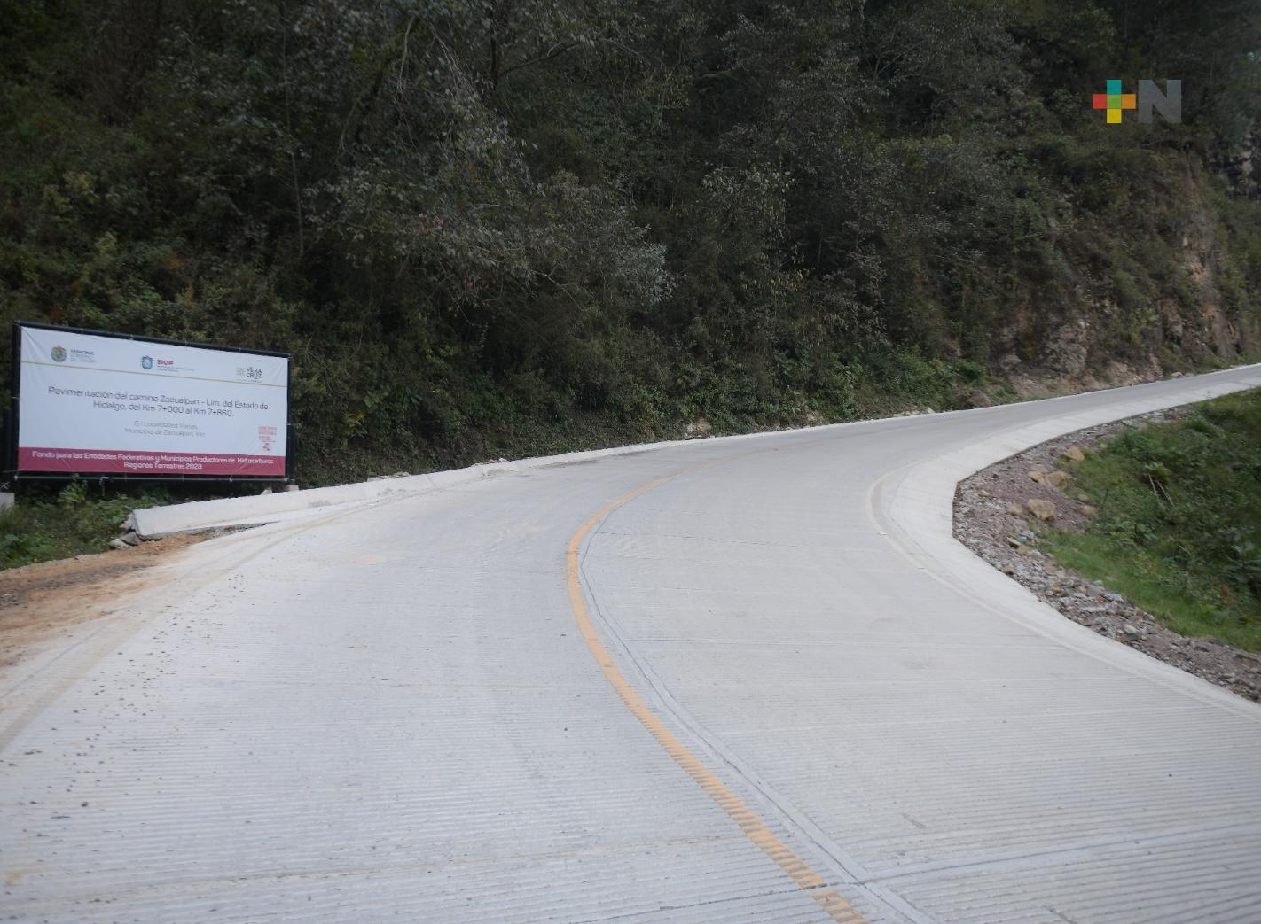 Gobernador supervisó construcción de infraestructura carretera en la Huasteca Baja