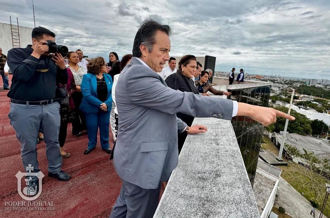 Magistrada presidenta pone en marcha sistema de aire acondicionado en la Ciudad Judicial de Veracruz