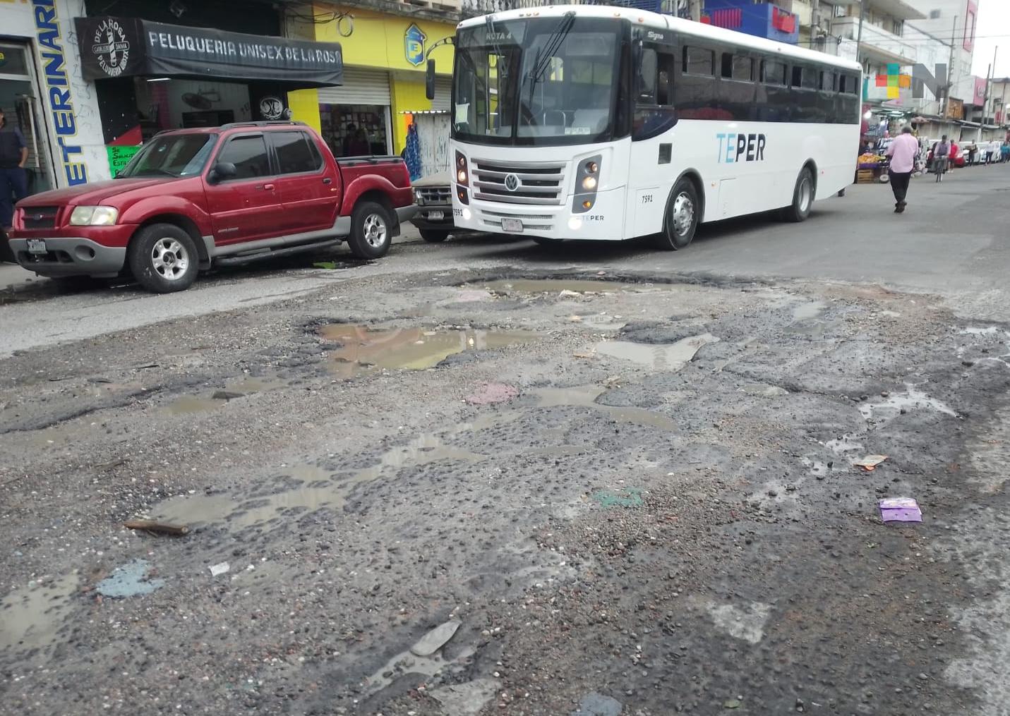 En González Pagés los baches cumplen 5 meses ignorados por el municipio