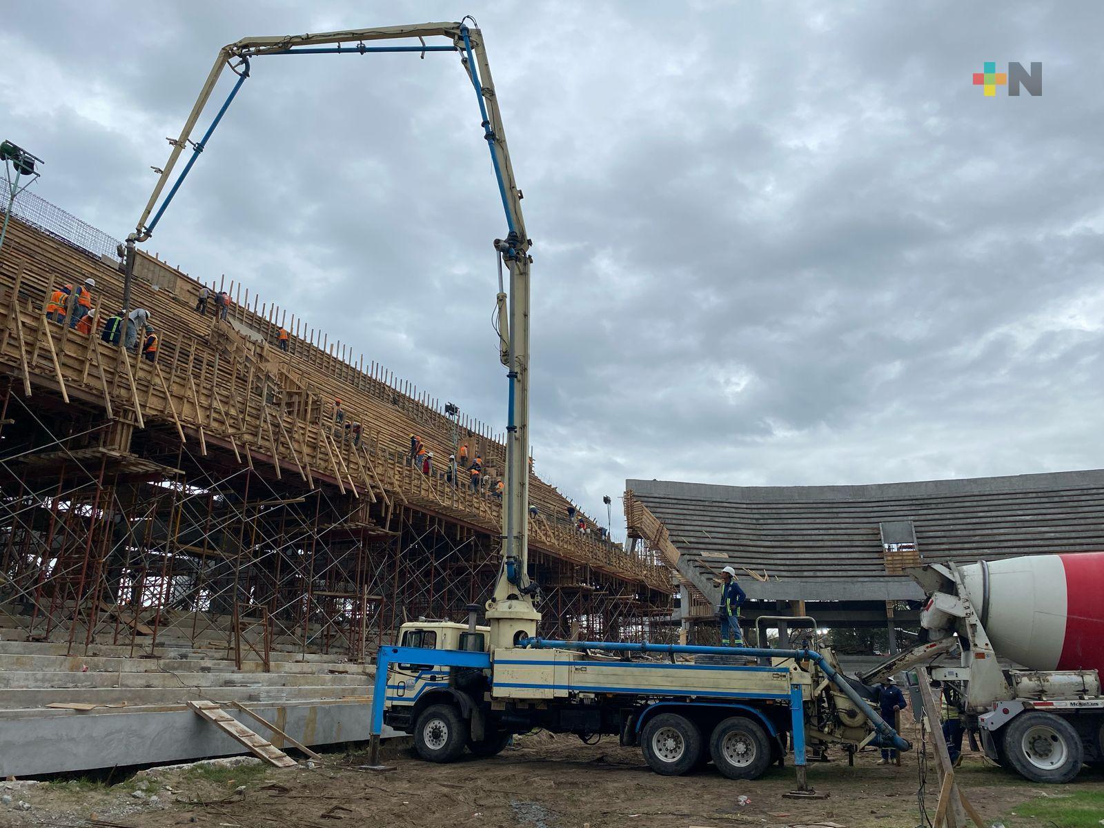Con colado de gradas, estadio «Pirata» Fuente registra un avance del 80 por ciento