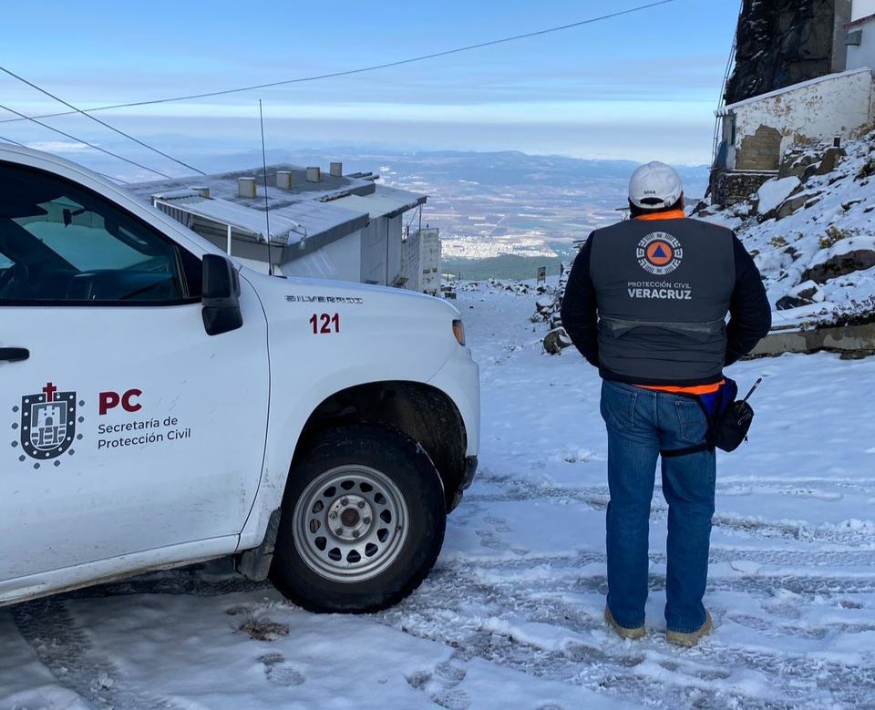 Tras nevada en el Cofre de Perote, restringirán acceso a cumbre