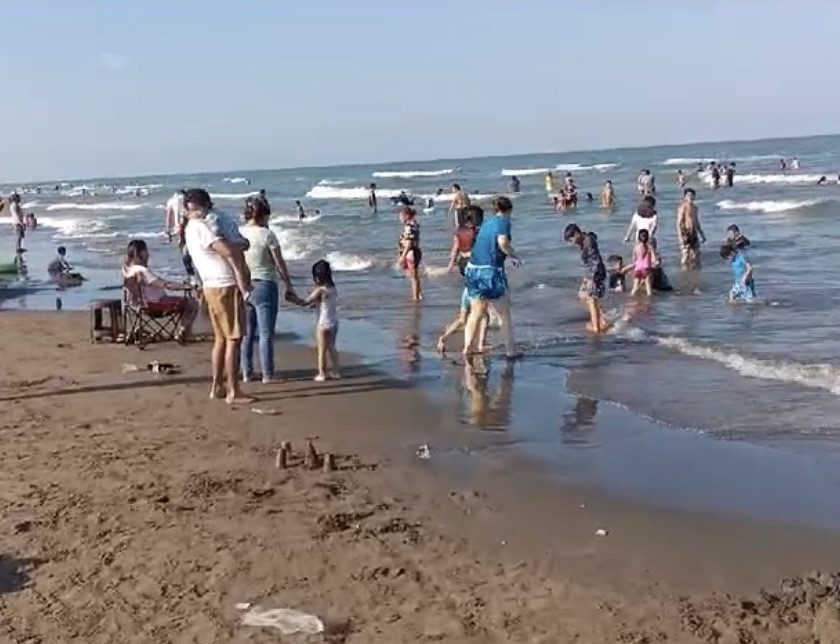 Gran afluencia turística en Costa Esmeralda en Fin de Año