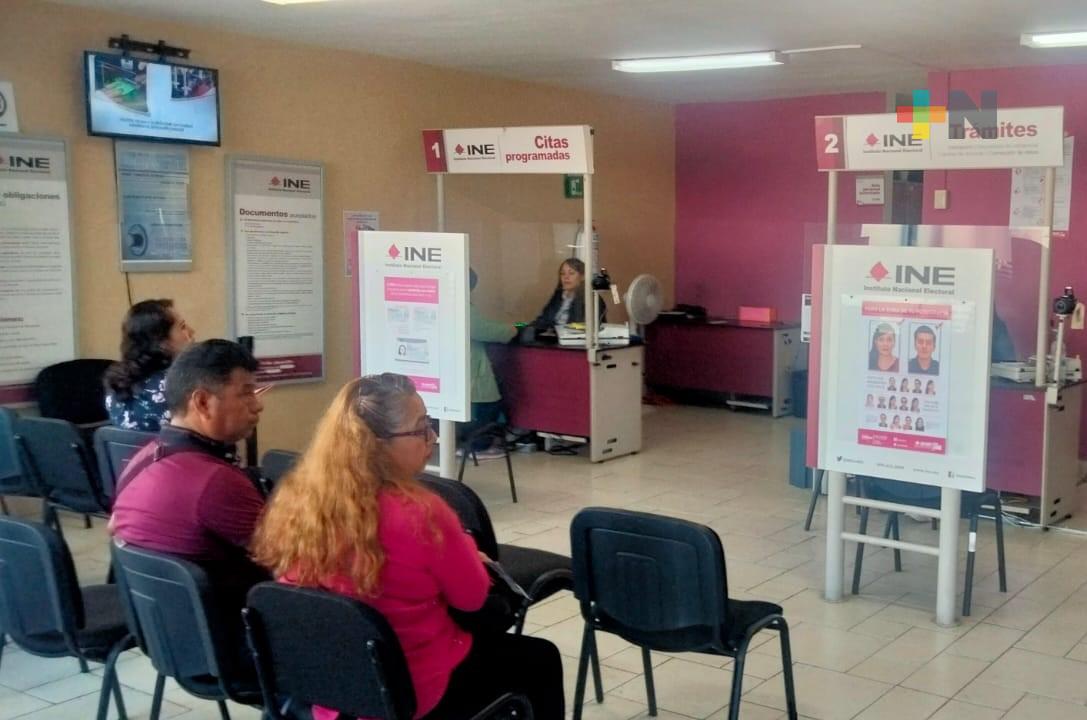 Hasta este martes se atendieron a algunos ciudadanos en módulos del INE, en Xalapa