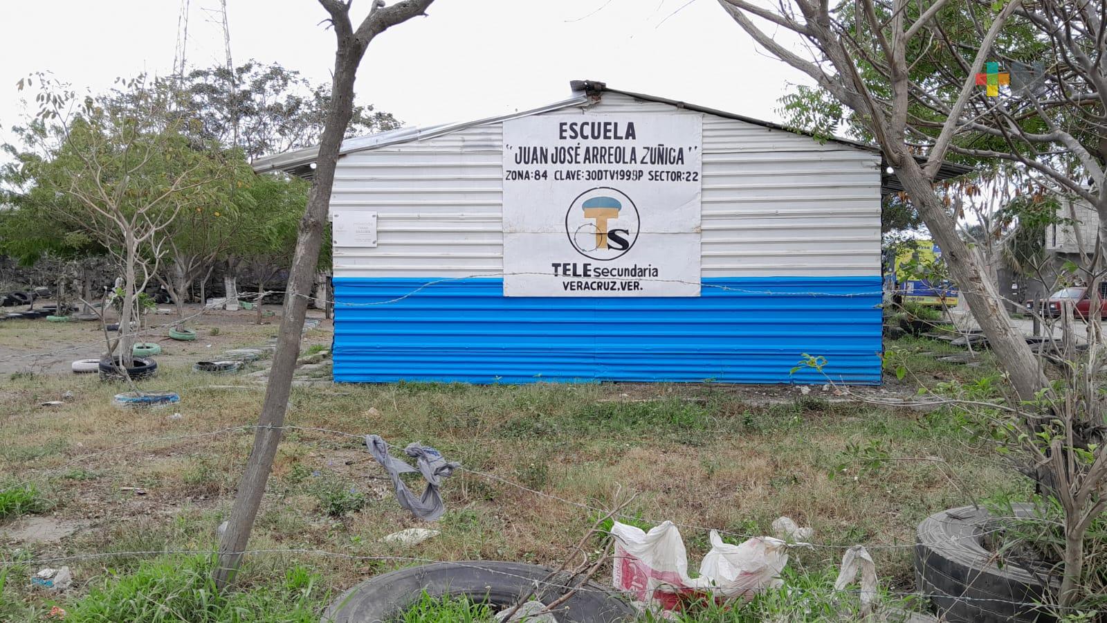 Reubicarán telesecundaria de la colonia Francisco Pineda de Veracruz puerto