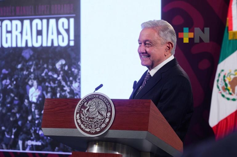 Presidente López Obrador presentó su nuevo libro, titulado: ¡Gracias!