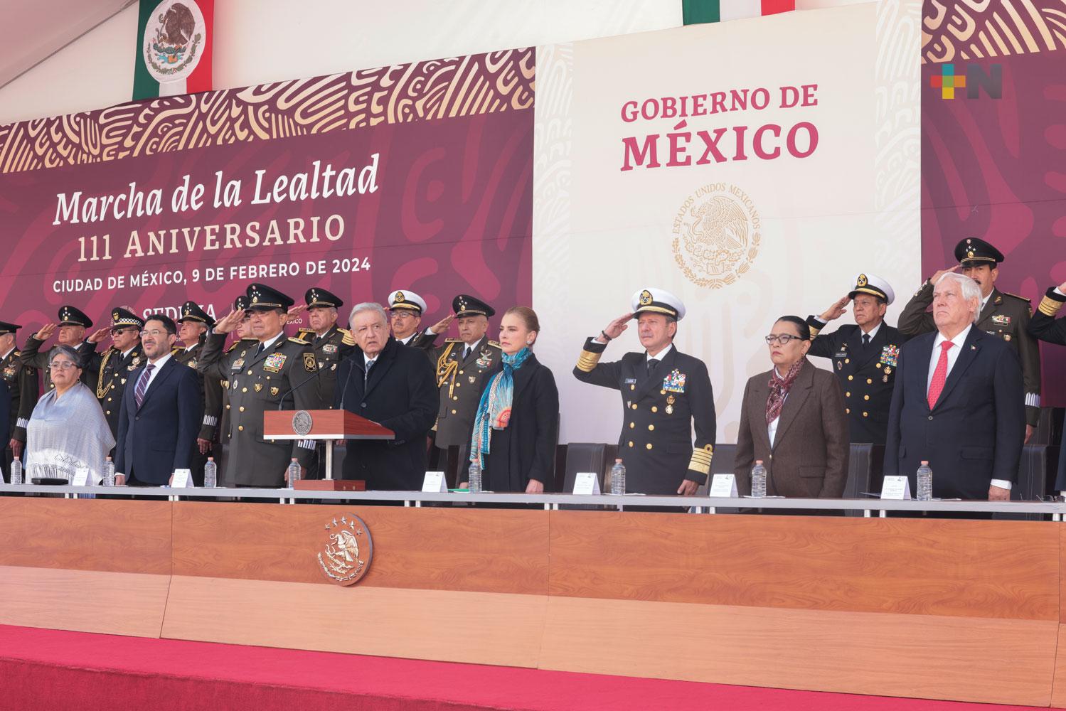 Presidente encabeza 111 Aniversario de la Marcha de la Lealtad