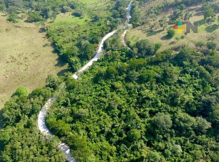 Avanza construcción del camino que comunica a Colipa y Yecuatla: Gobernador
