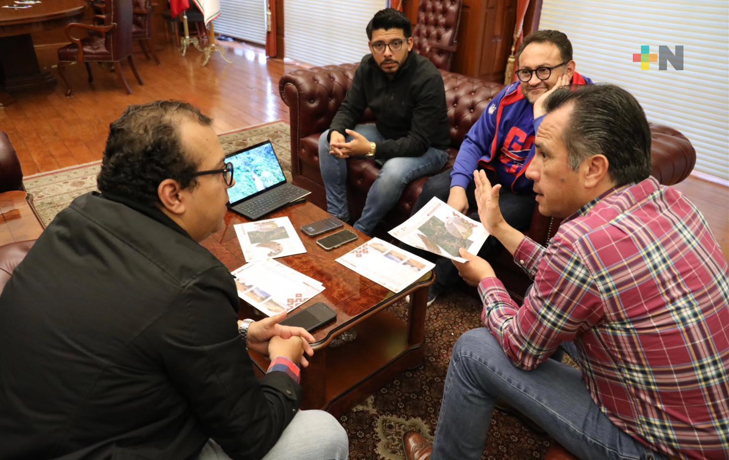Cuitláhuac García revisa avances de proyectos y obras que realiza SIOP en el estado