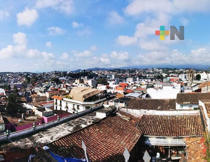 Continúa ambiente fresco a frío con gradual aumento de temperatura en el estado