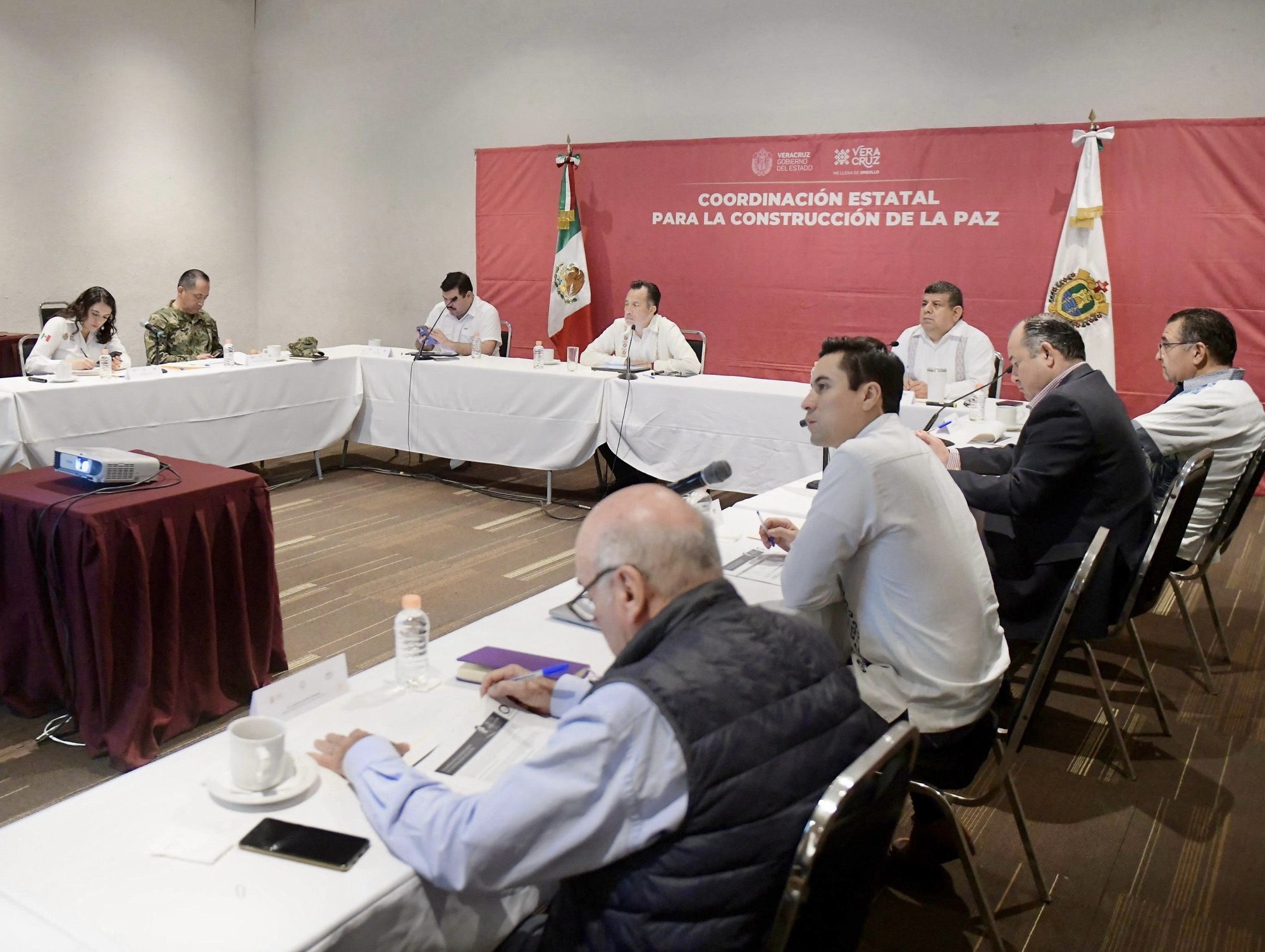 Mesa para Construcción de la Paz sesionó en el World Trade Center