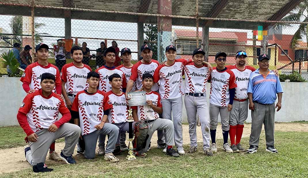 Arrieros de Acayucan, campeón regional de beisbol en Coatza