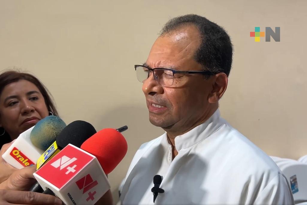 Continúa mantenimiento en catedral del municipio de Veracruz