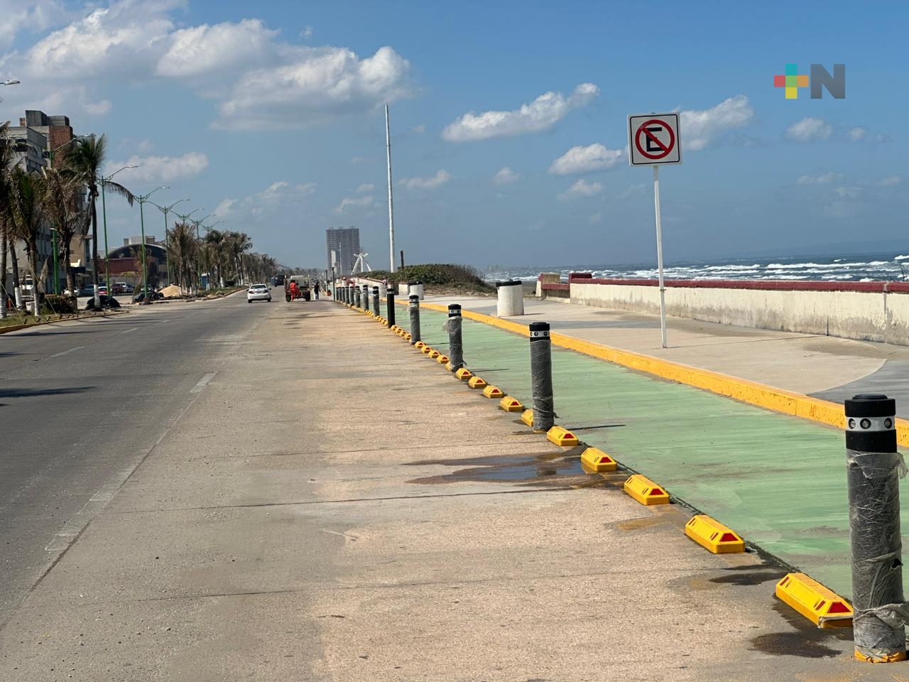 Colocan señalética en ciclovía de malecón de Coatzacoalcos