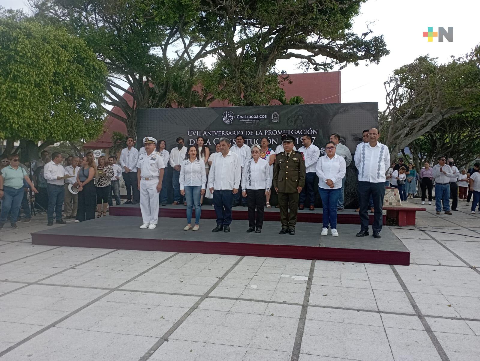 Conmemoran en Coatza 107 aniversario de promulgación de la Constitución