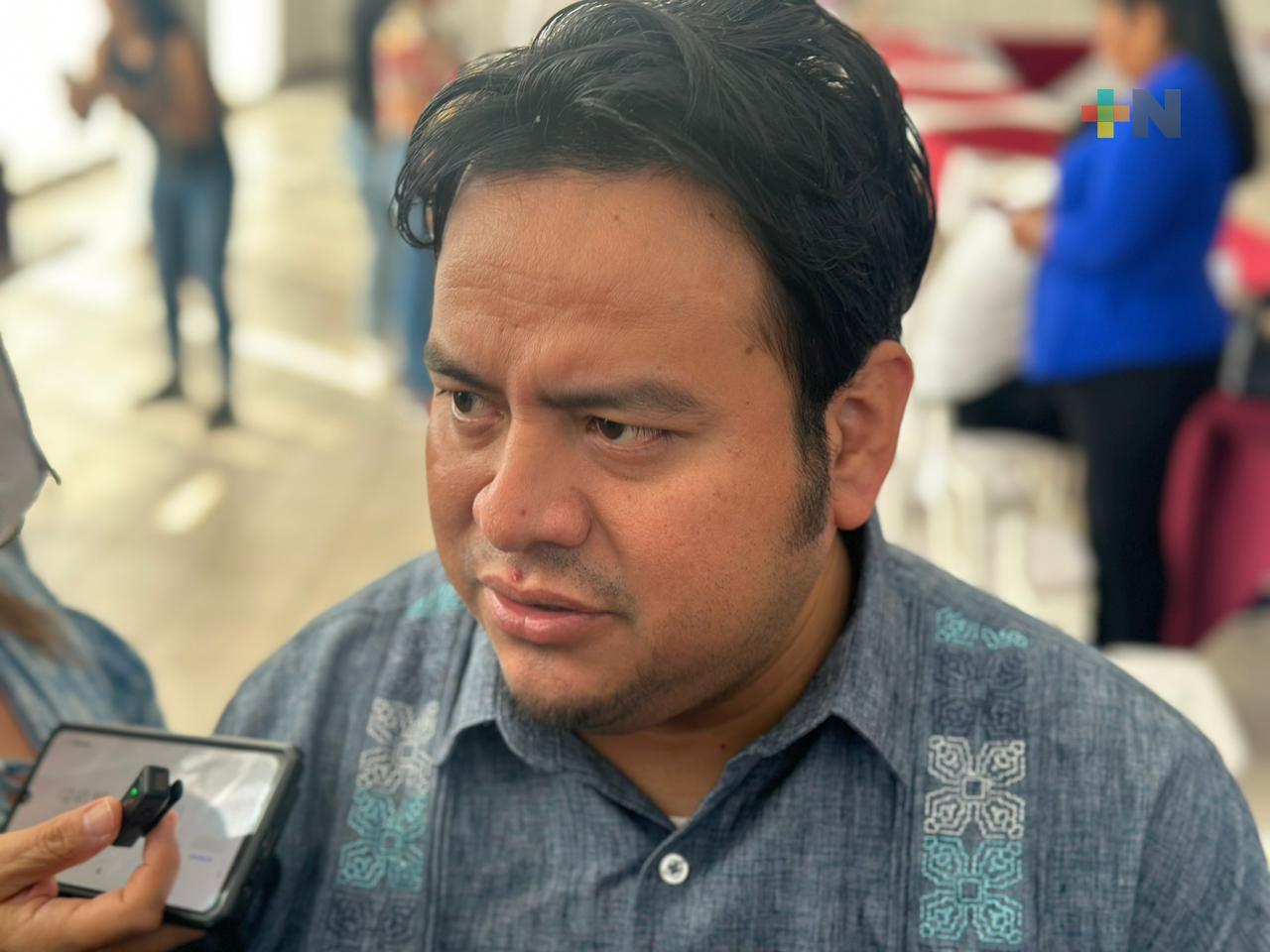 Rehabilitarán carretera que conduce al siniestrado centro de almacenamiento de Pemex