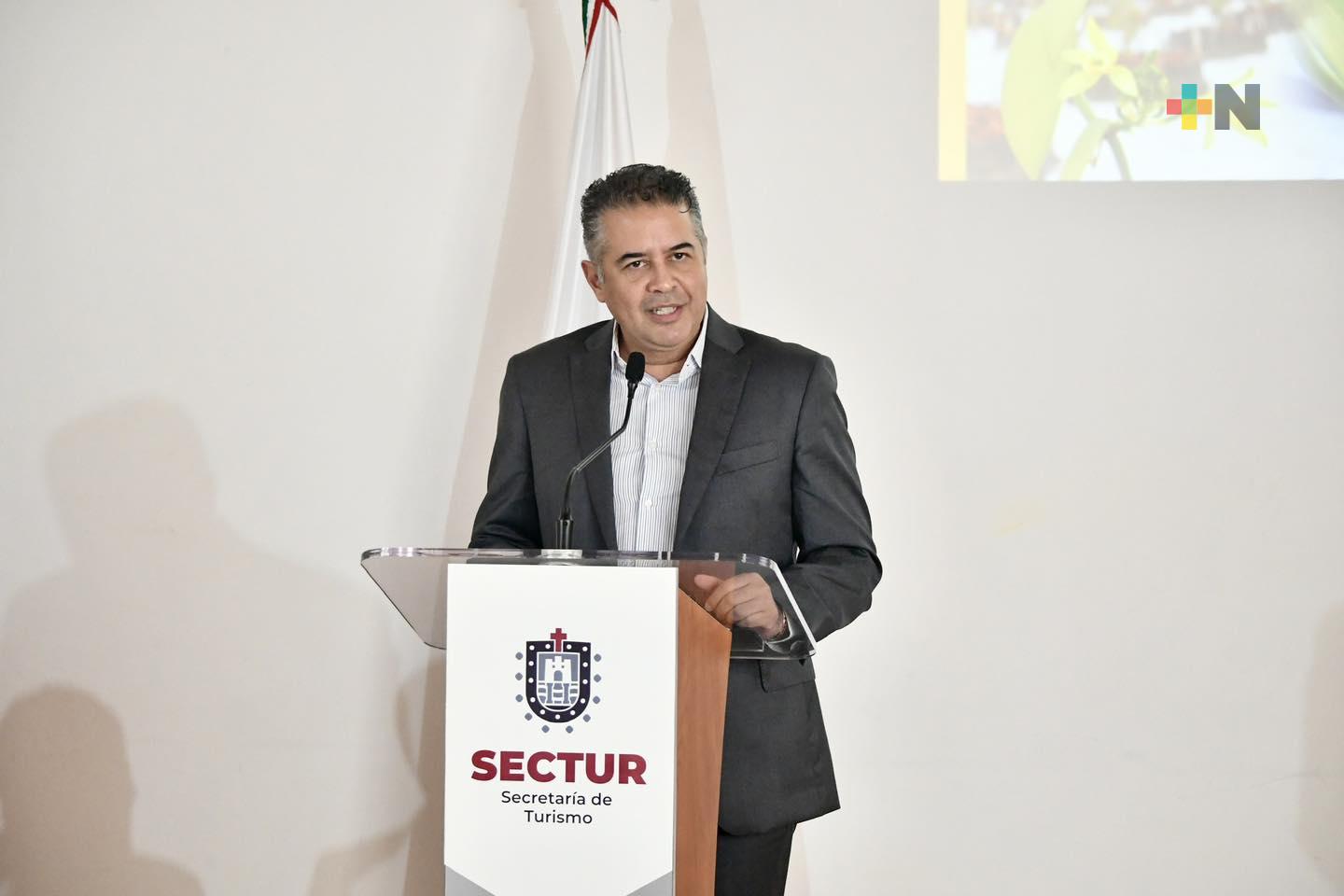 Buscan locaciones veracruzanas para series y películas: Iván Martínez